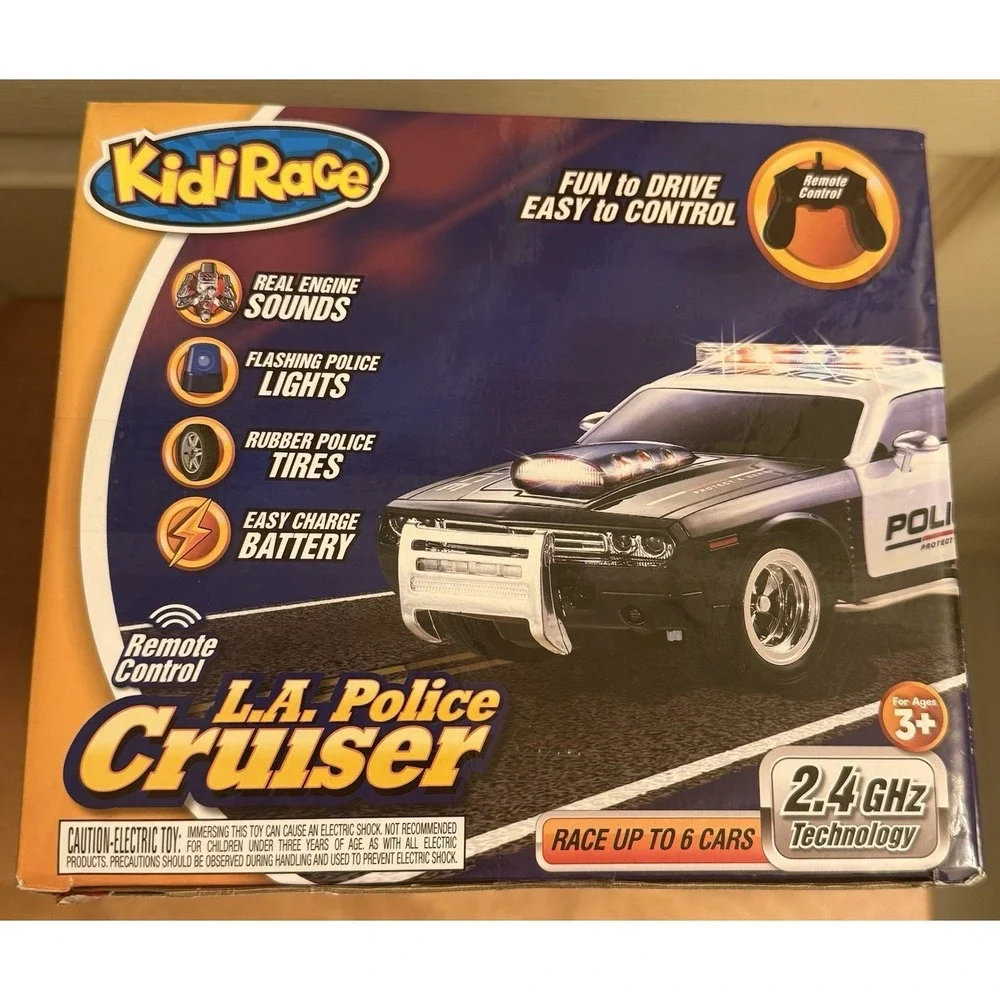 Kidirace Remote Control Police Car‎ Toy with Lights and Sirens - Rechargeable